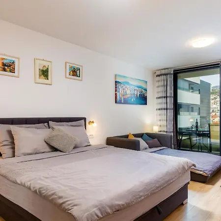 Nomad + Free Parking Apartment Dubrovnik