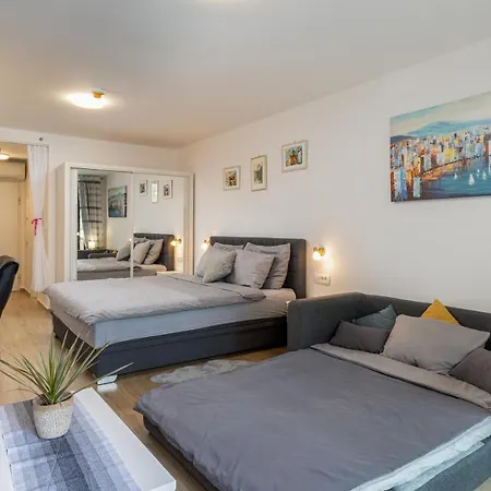 Nomad + Free Parking Apartament Dubrownik