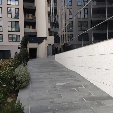 Nomad + Free Parking Apartament *