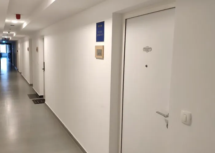 Nomad + Free Parking Dubrovnik